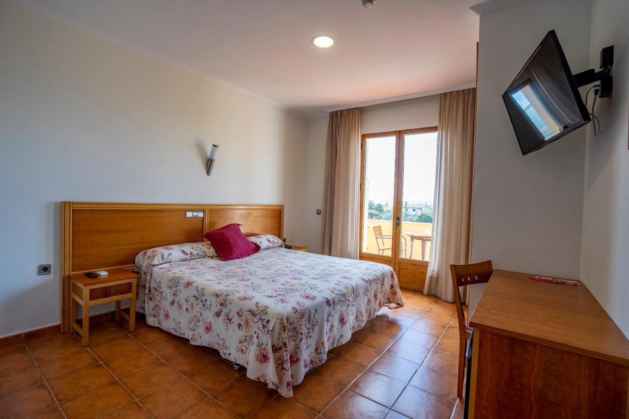 Hotel Los Barruecos By Croma Malpartida de Caceres Ngoại thất bức ảnh
