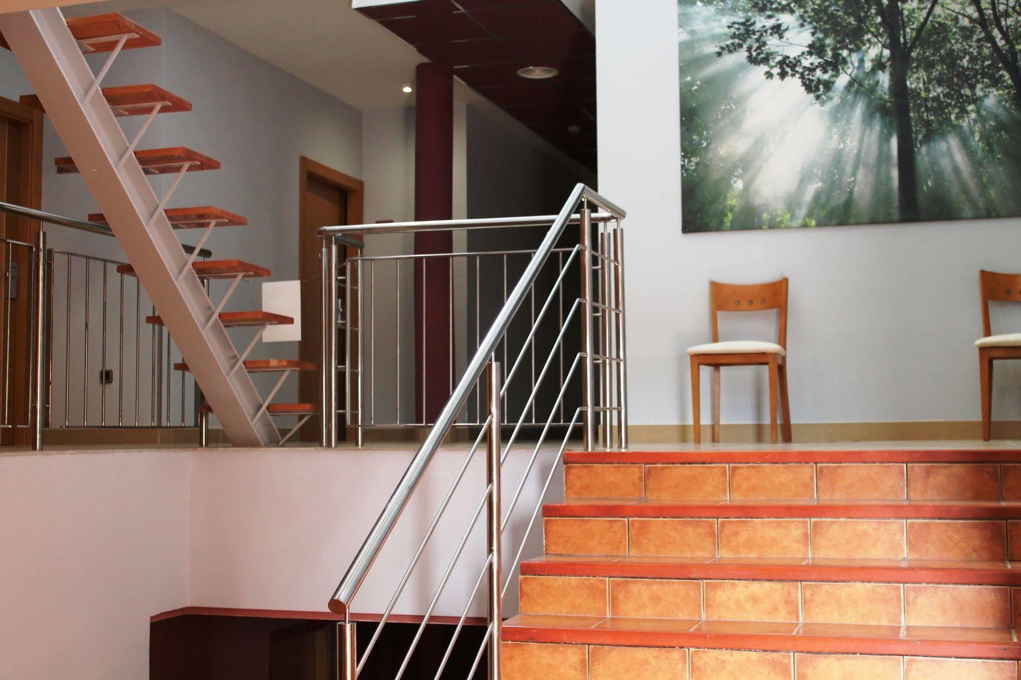 Hotel Los Barruecos By Croma Malpartida de Caceres Ngoại thất bức ảnh
